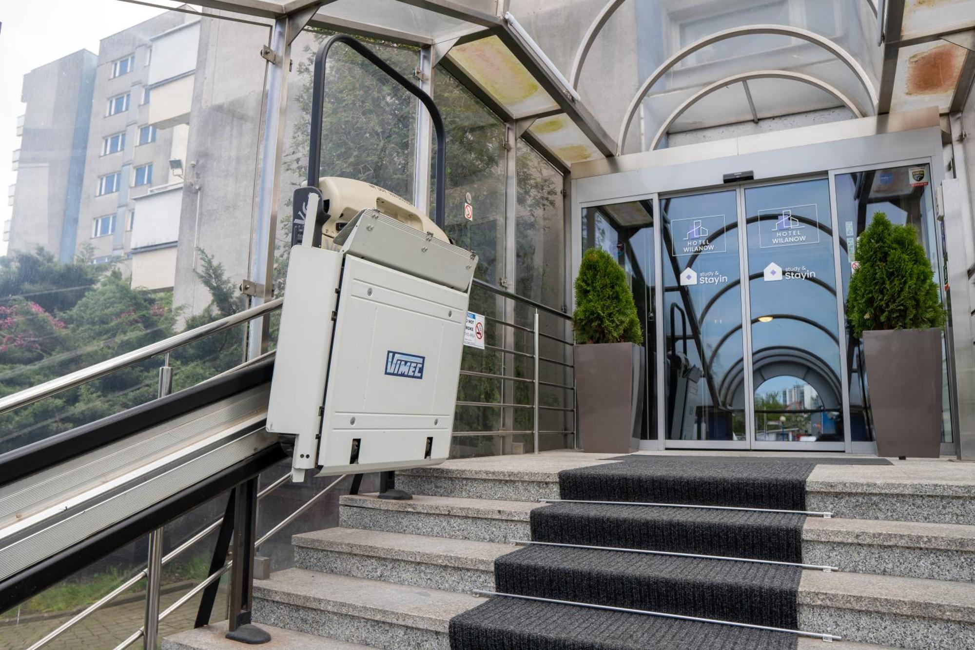Hotel Wilanow Varsovia Exterior foto